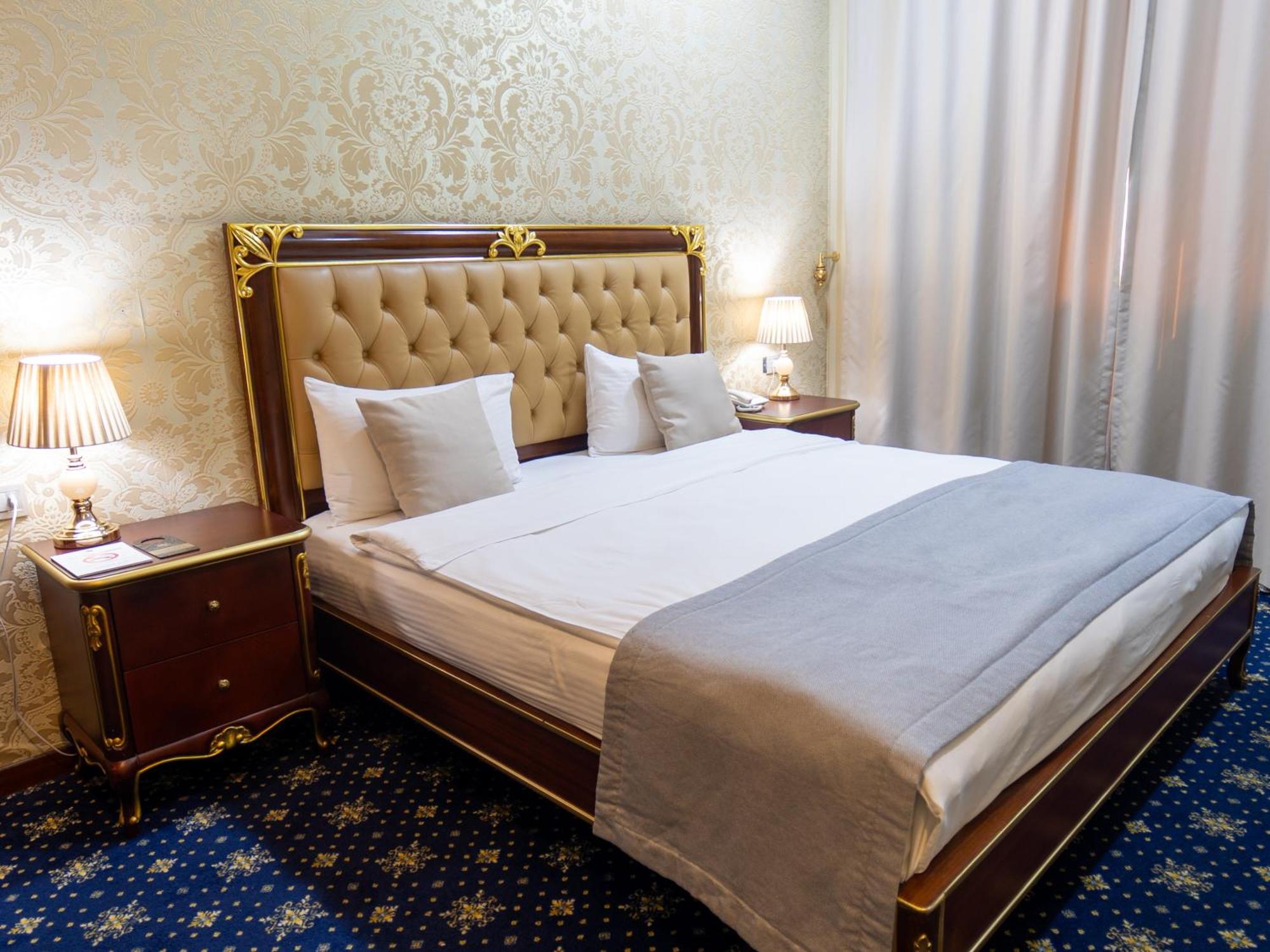 Отель Shah Palace Luxury Museum Баку