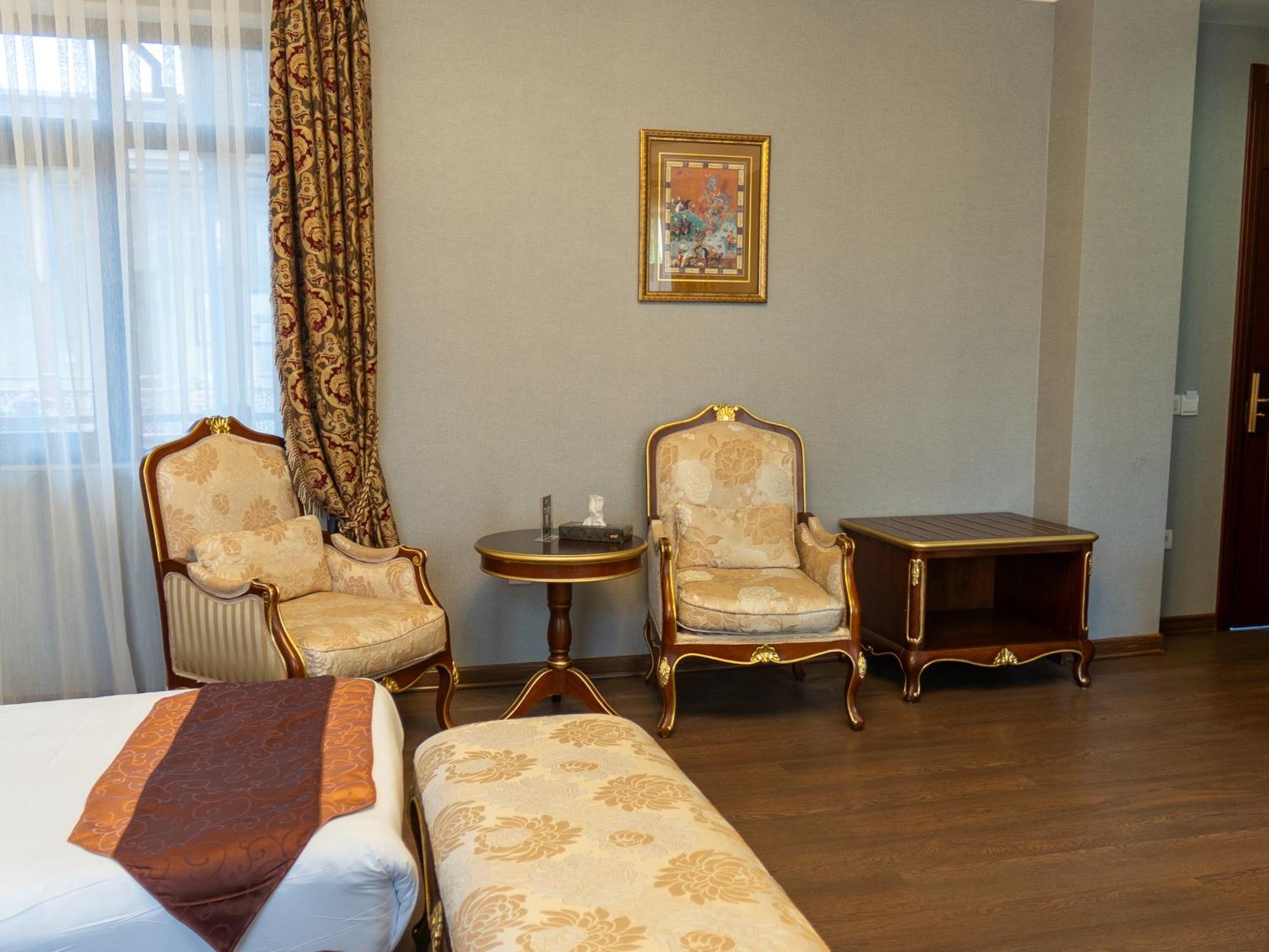 Shah Palace Luxury Museum Отель 4*