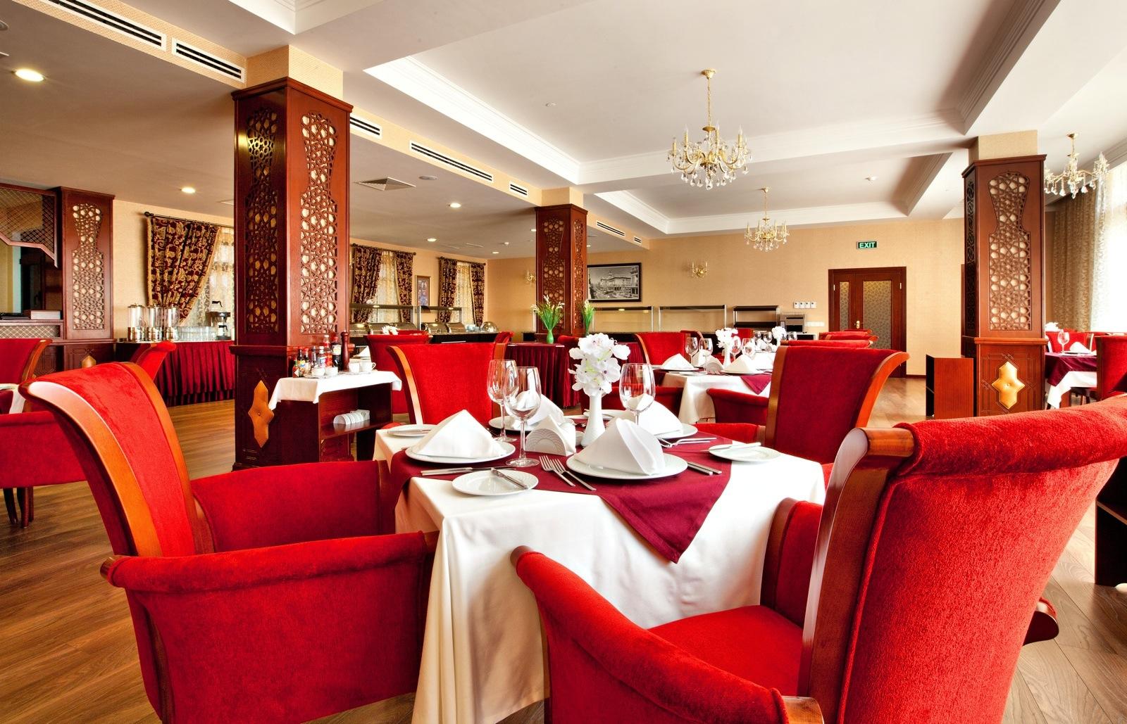 شاه بالاس فندق 4*