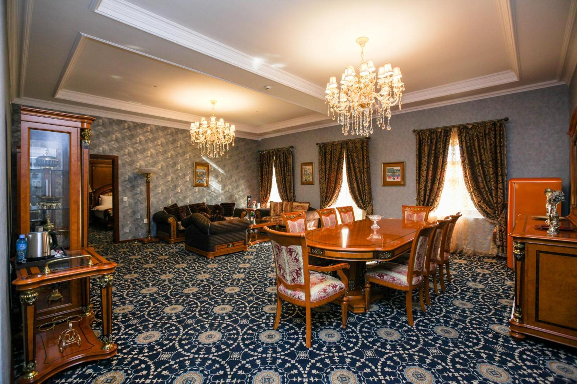 فندق شاه بالاس 4*